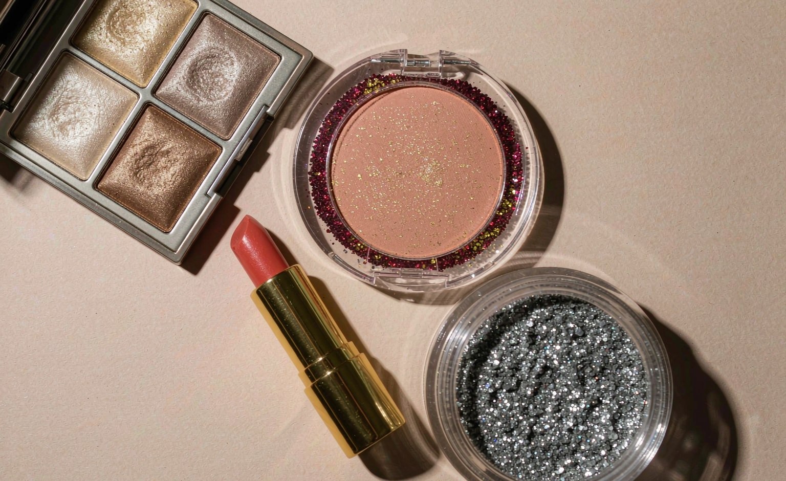 Building a Colour Cosmetics Range with One Pearl Pigment Supplier