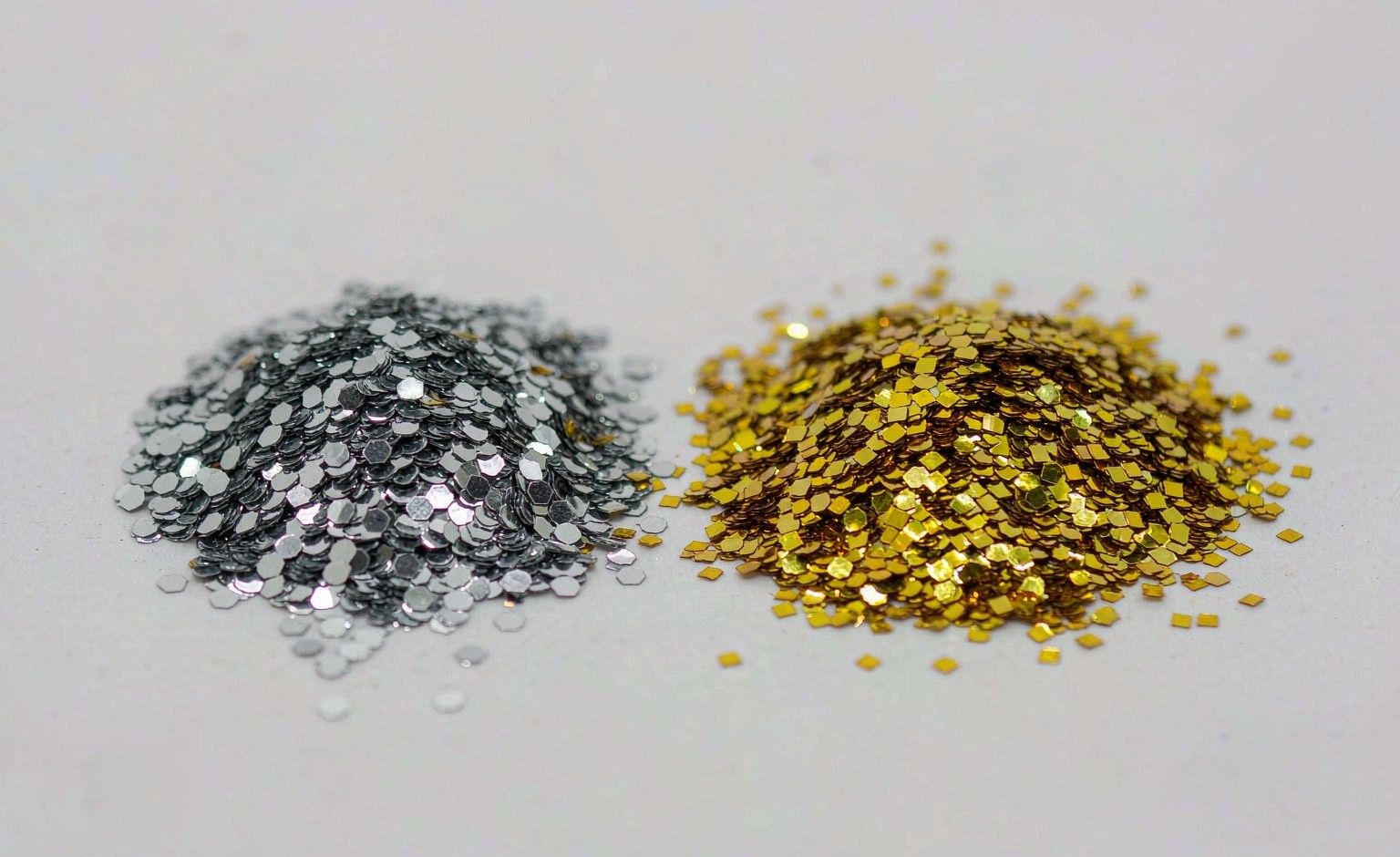 Normal Glitter: PET vs PVC Film, Hex vs Square Cut and Choosing the Right Mesh